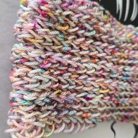 Handmade Knit Turban Headband - Picture 6 of 7